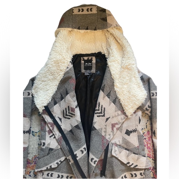 Parka Wrap Jacket - Picture 2 of 3